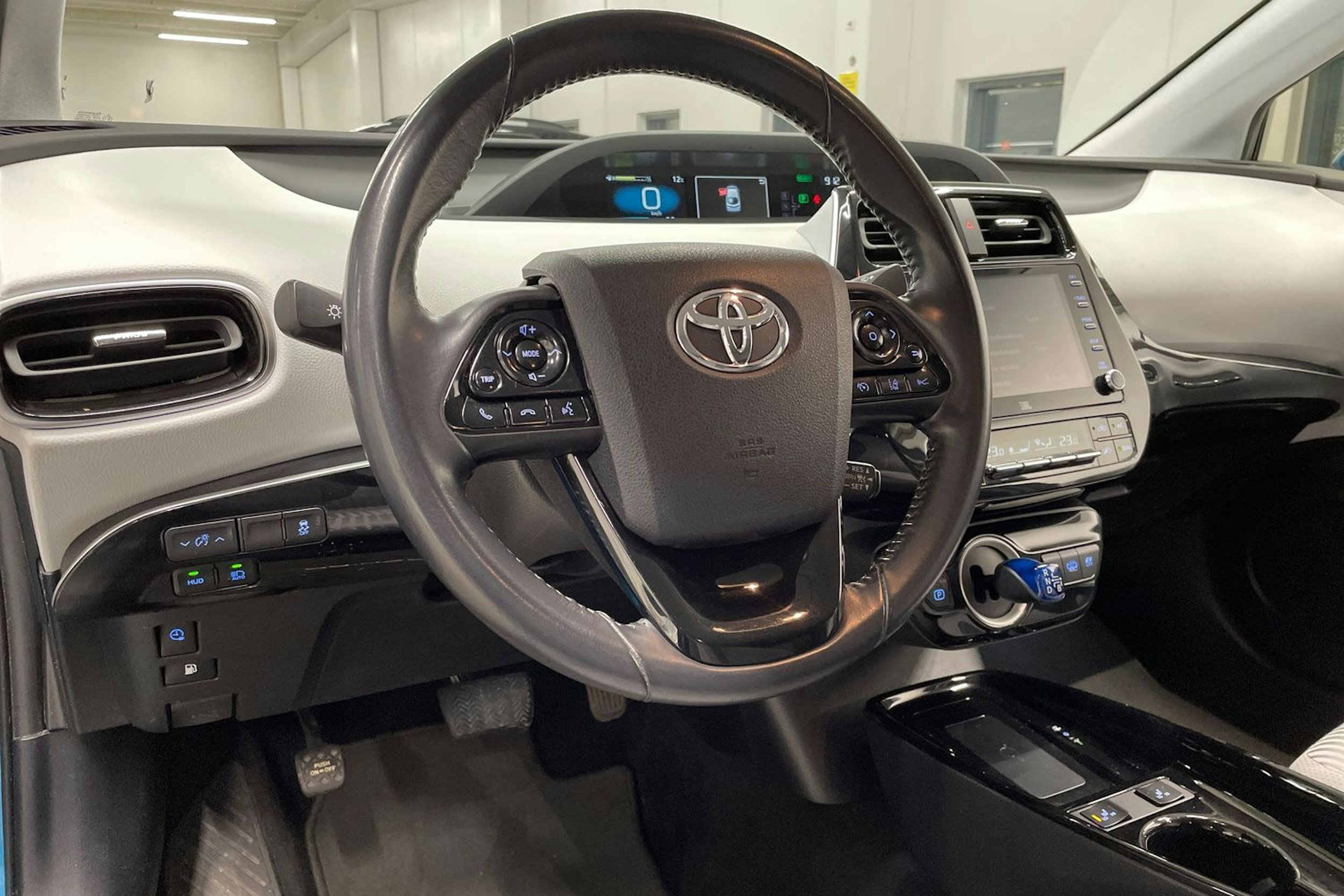 sininen Toyota Prius 2020 kuva 27.