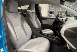 sininen Toyota Prius 2020 kuva 28.