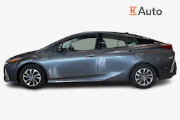 harmaa Toyota Prius PHEV 2017 kuva 7.