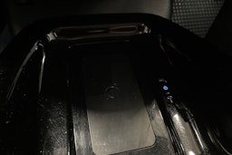 valkoinen Toyota Prius Plug-in 2019 kuva 24.