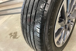 valkoinen Toyota Prius Plug-in 2019 kuva 31.