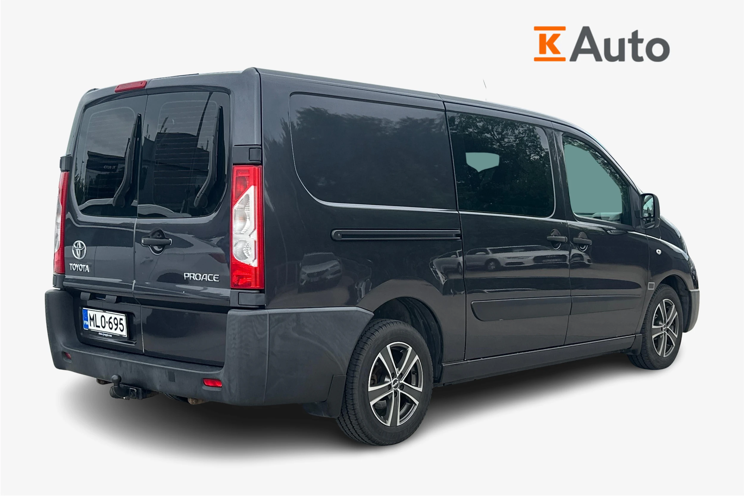 harmaa Toyota Proace 2013 kuva 2.