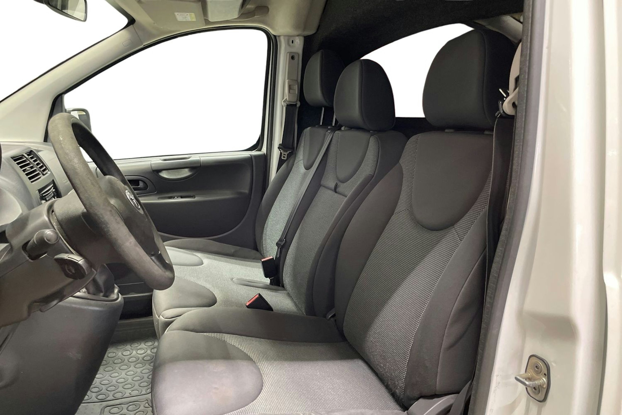 Valkoinen Toyota Proace 2014 kuva 10.