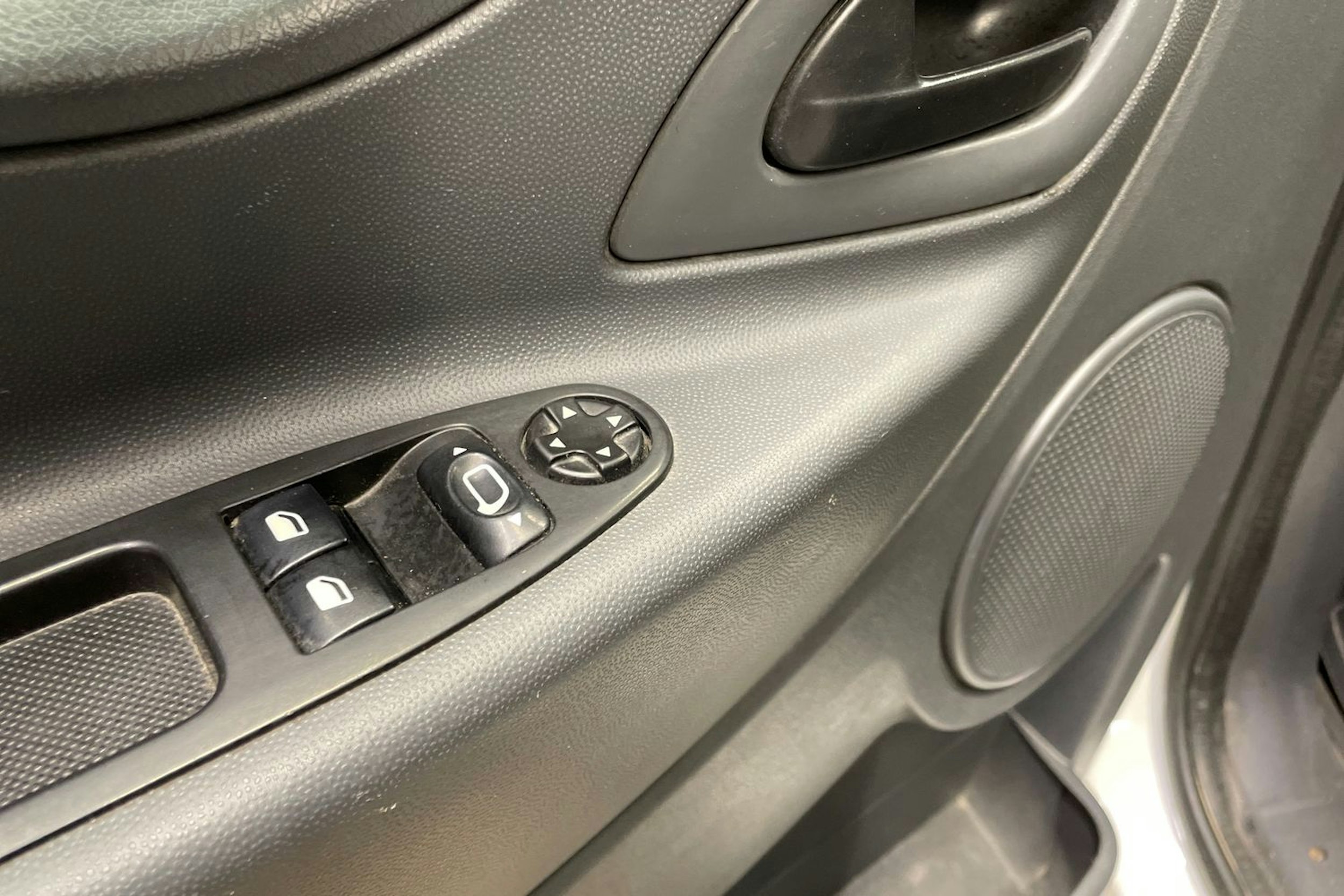 Valkoinen Toyota Proace 2014 kuva 24.