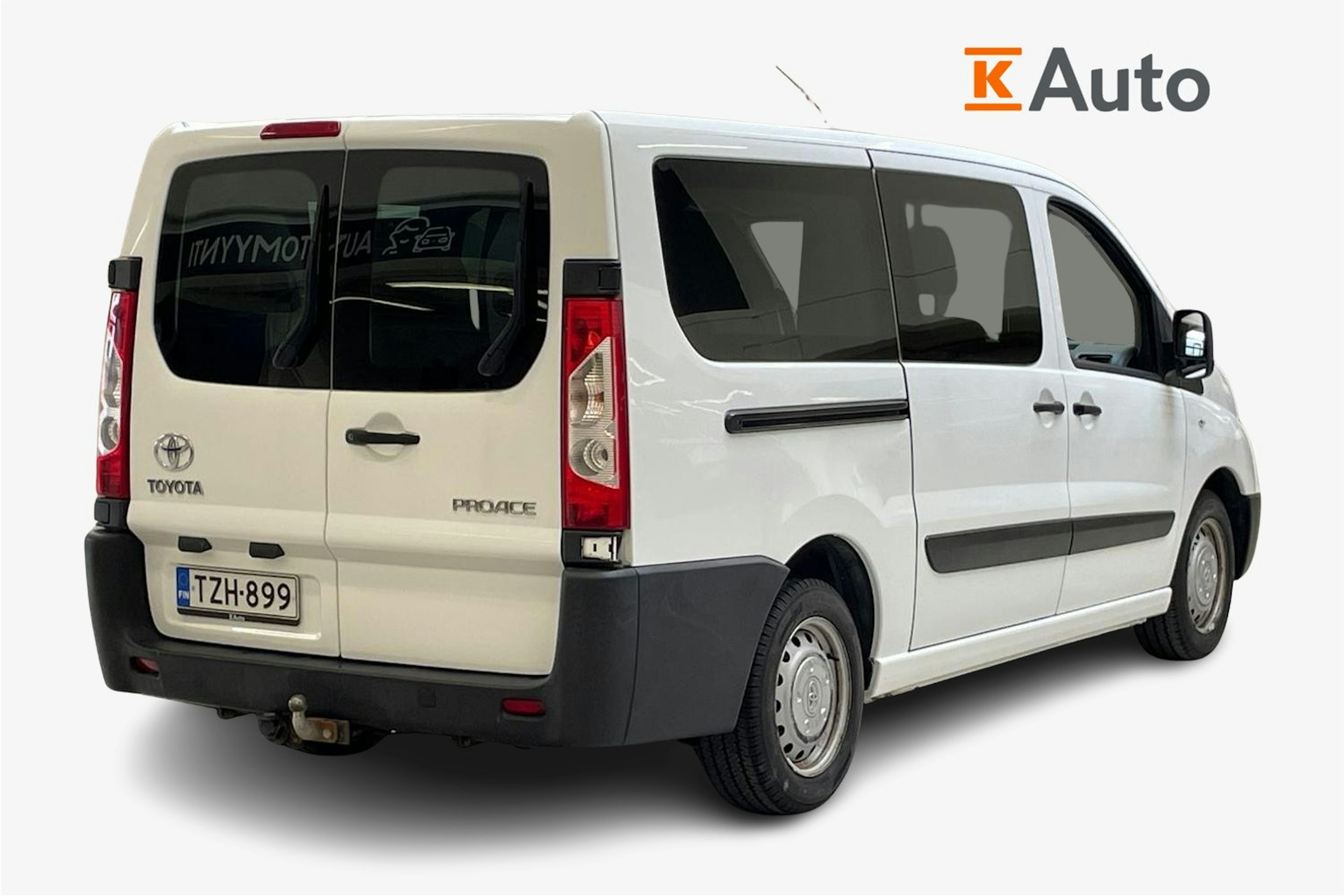 valkoinen Toyota Proace 2014 kuva 2.