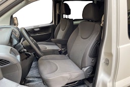 valkoinen Toyota Proace 2014 kuva 7.