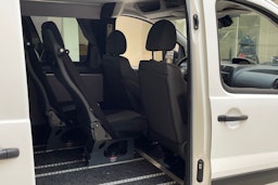 valkoinen Toyota Proace 2014 kuva 13.