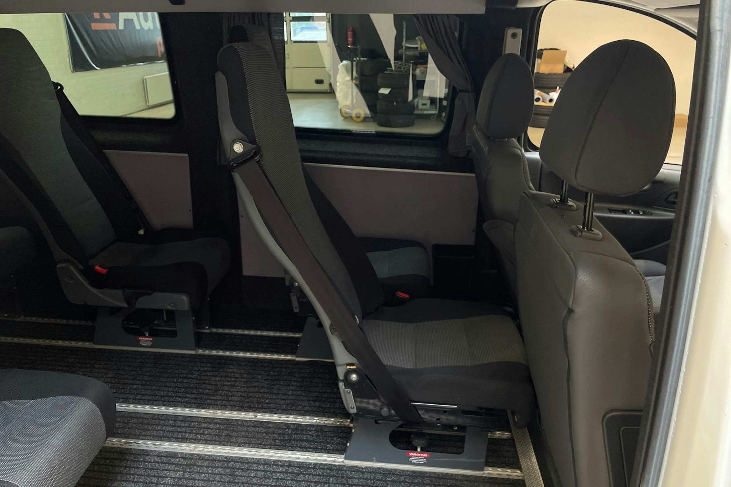 valkoinen Toyota Proace 2014 kuva 14.