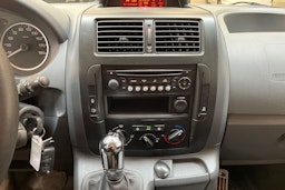 valkoinen Toyota Proace 2014 kuva 20.