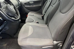 harmaa Toyota Proace 2014 kuva 8.