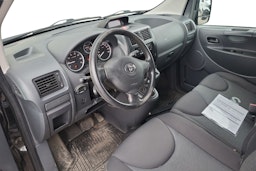 Musta Toyota Proace 2015 kuva 3.