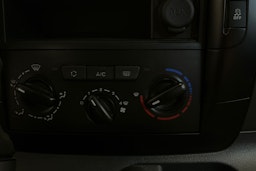 Musta Toyota Proace 2015 kuva 13.