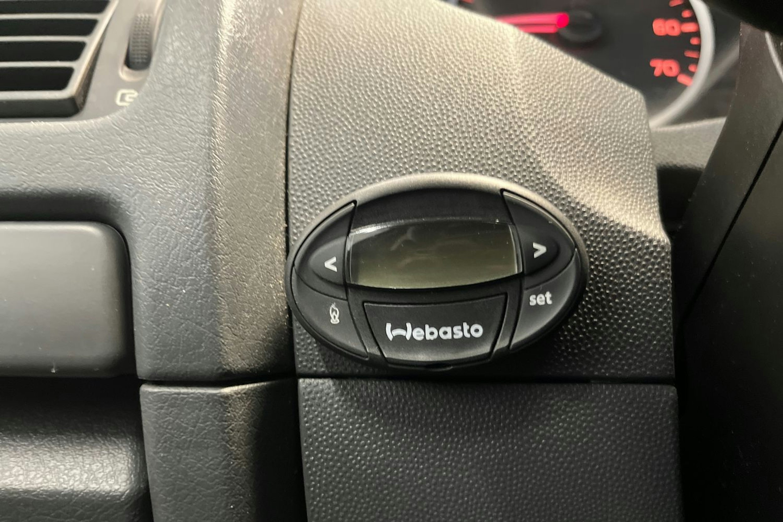 Musta Toyota Proace 2015 kuva 16.