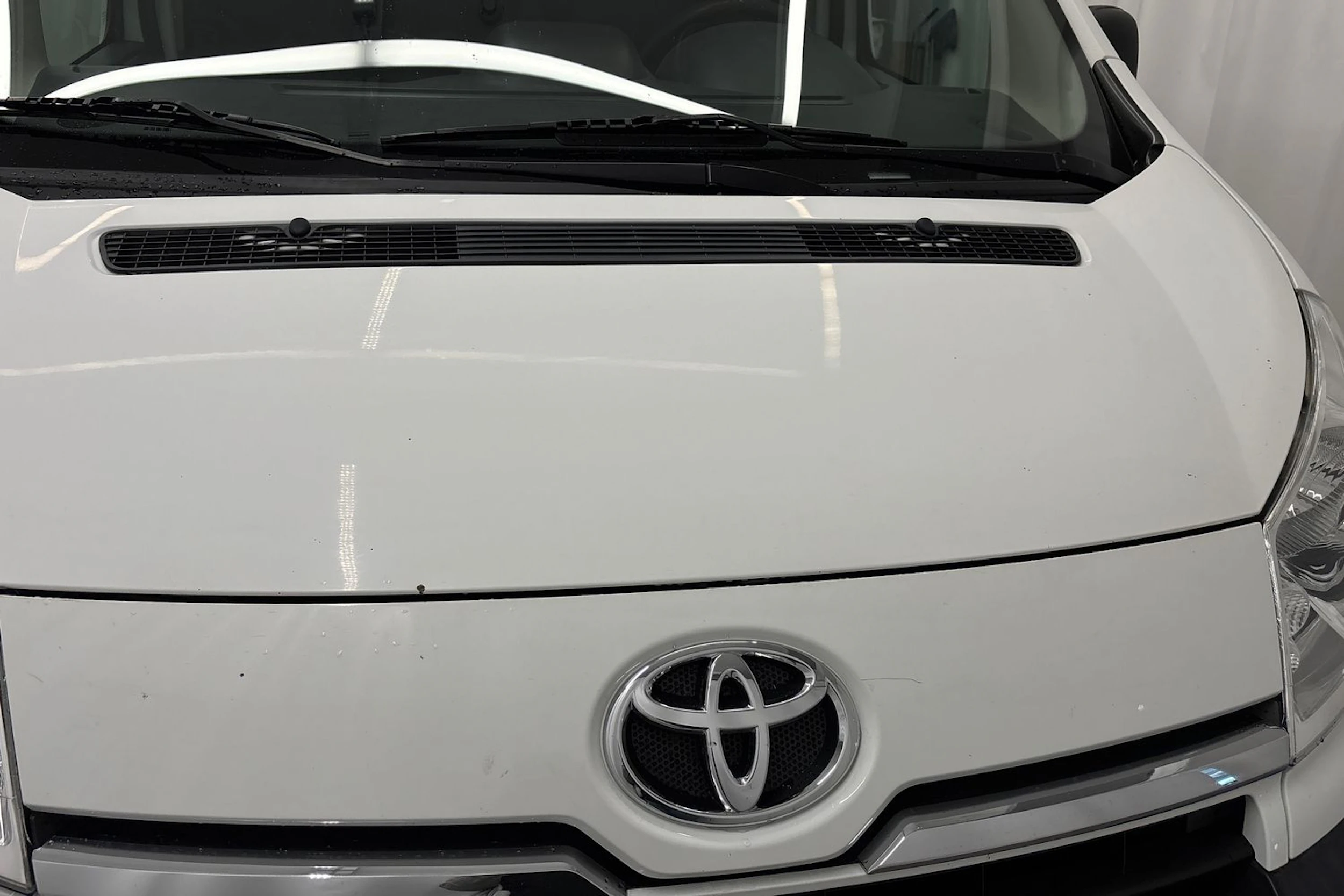 Valkoinen Toyota Proace 2015 kuva 34.
