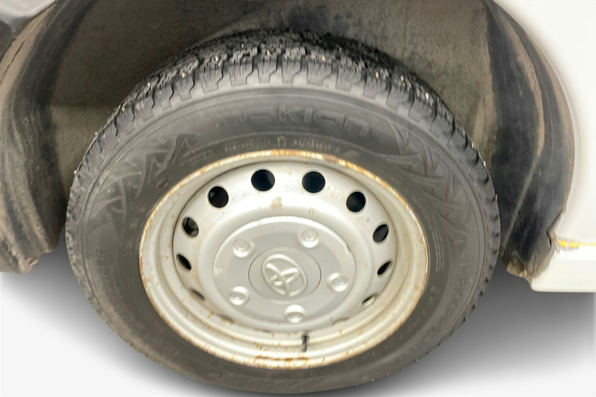 Valkoinen Toyota Proace 2015 kuva 12.