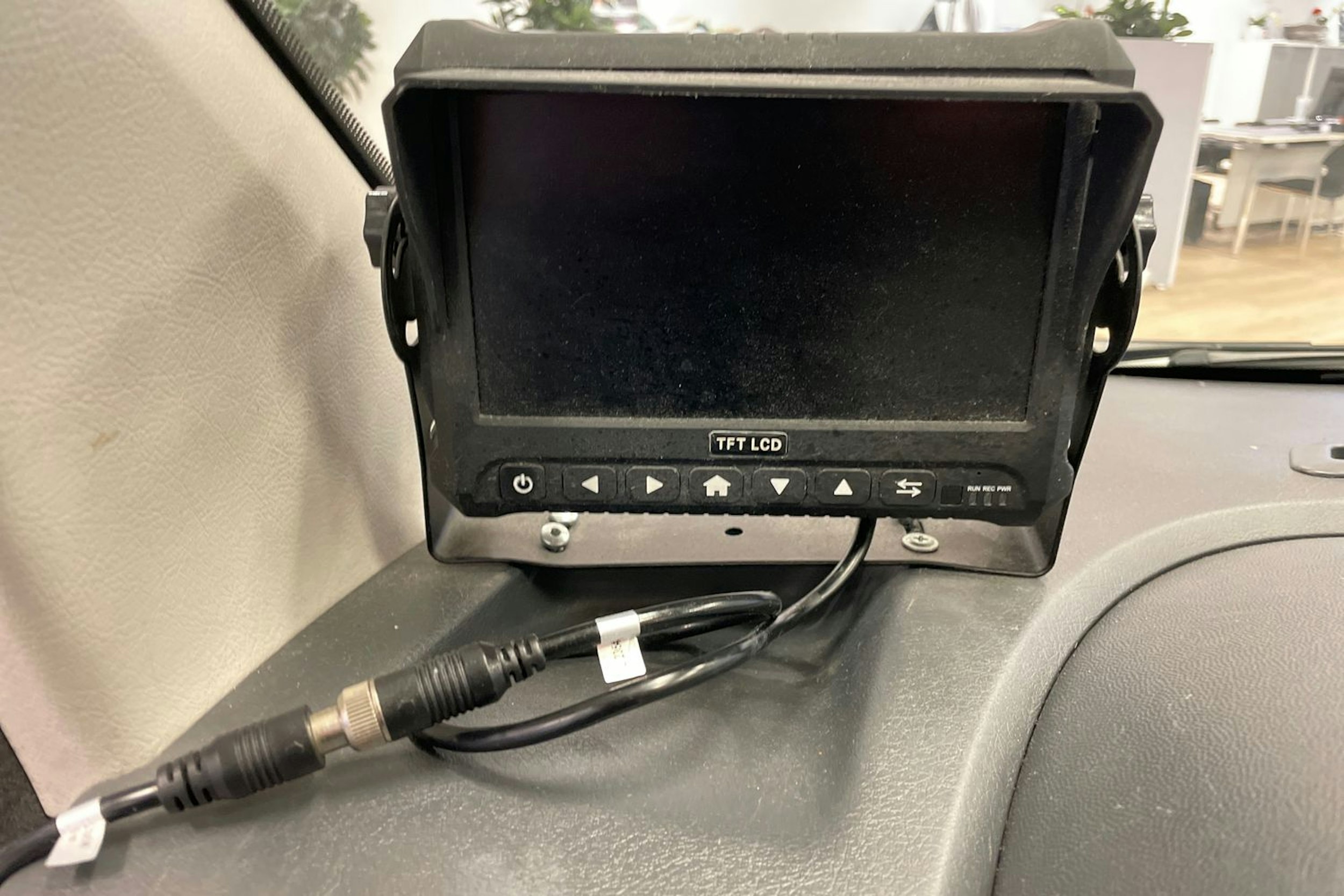 Valkoinen Toyota Proace 2015 kuva 21.