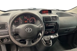 musta Toyota Proace 2015 kuva 9.