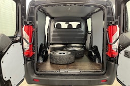 musta Toyota Proace 2015 kuva 14.