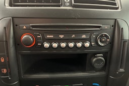 musta Toyota Proace 2015 kuva 22.
