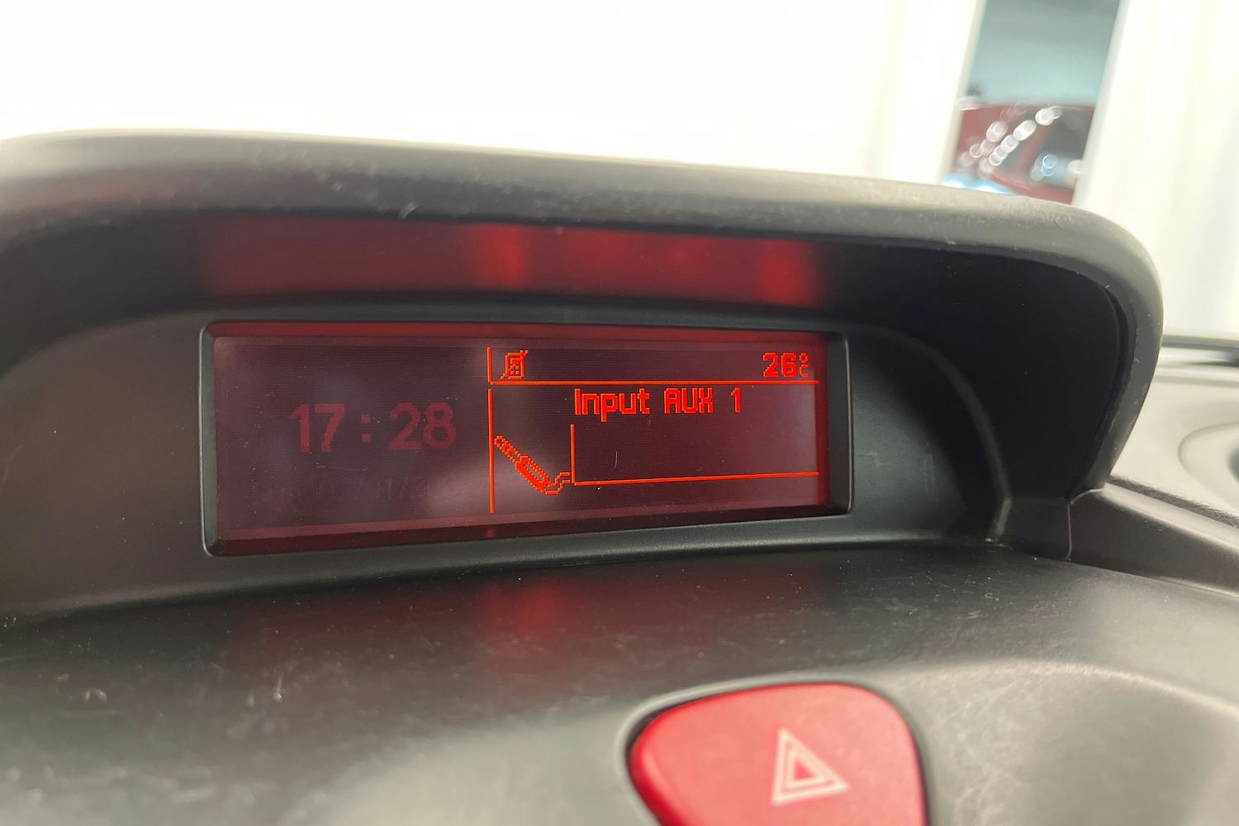 musta Toyota Proace 2015 kuva 23.