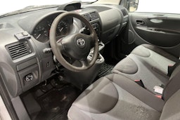 Valkoinen Toyota Proace 2016 kuva 8.