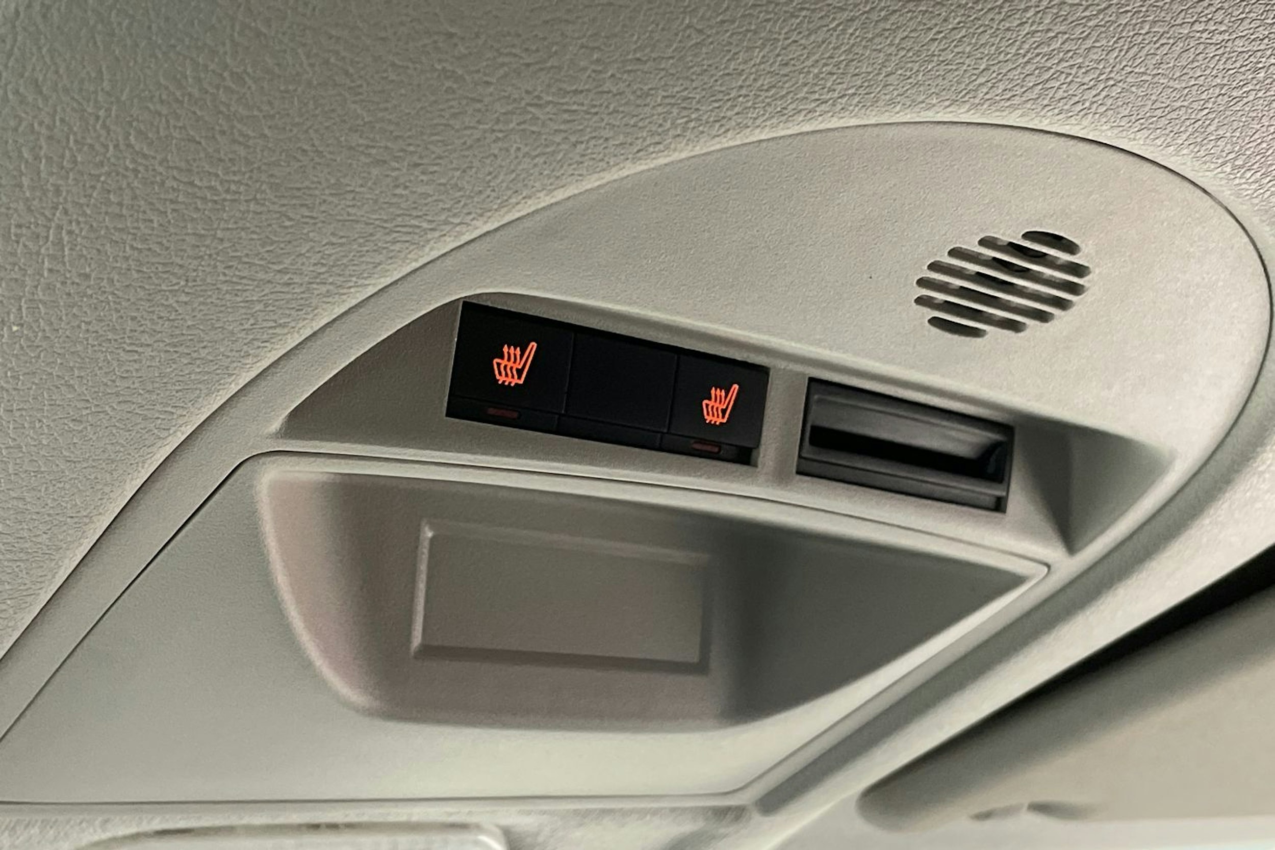 musta Toyota Proace 2016 kuva 21.