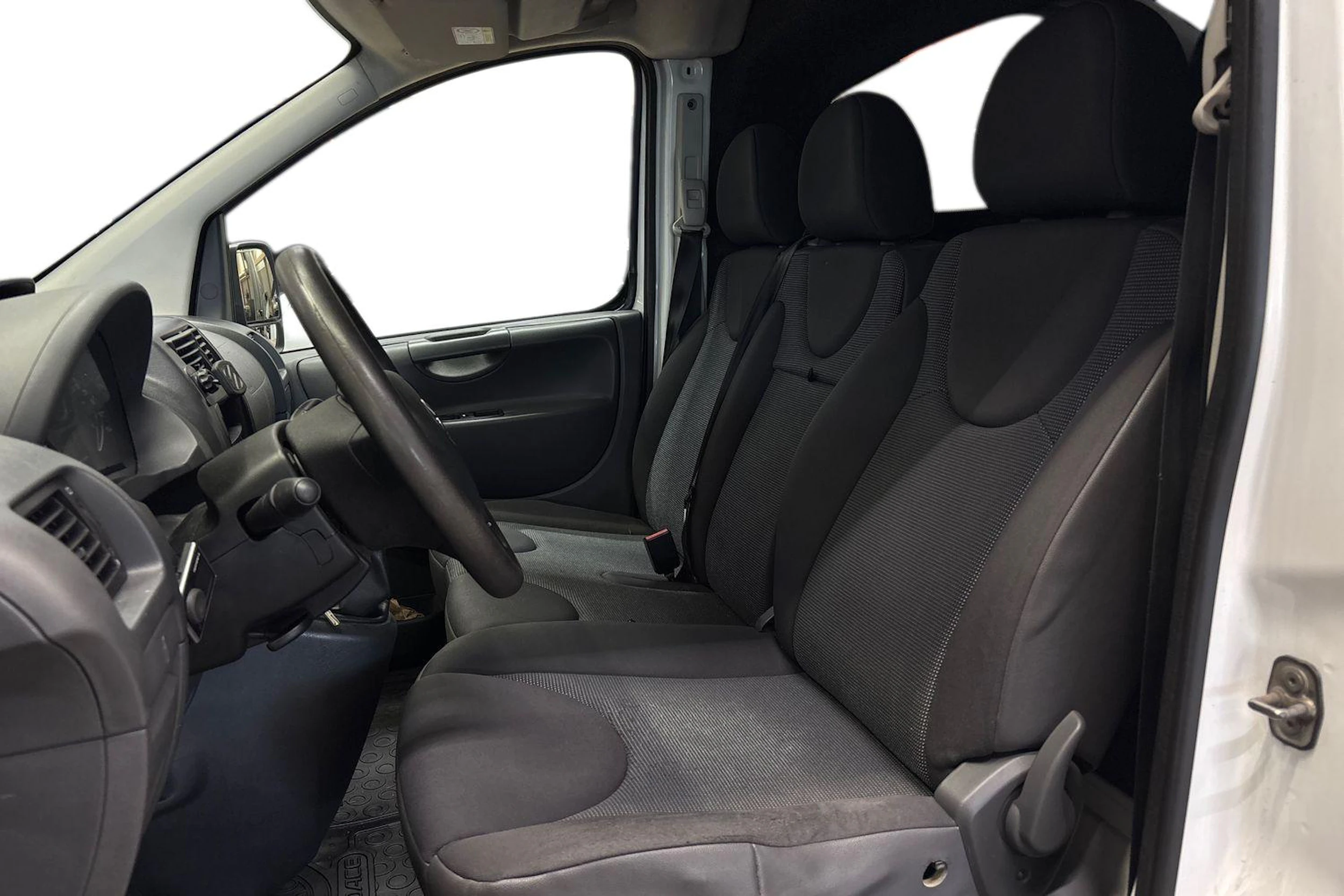 valkoinen Toyota Proace 2016 kuva 6.