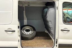 valkoinen Toyota Proace 2016 kuva 12.