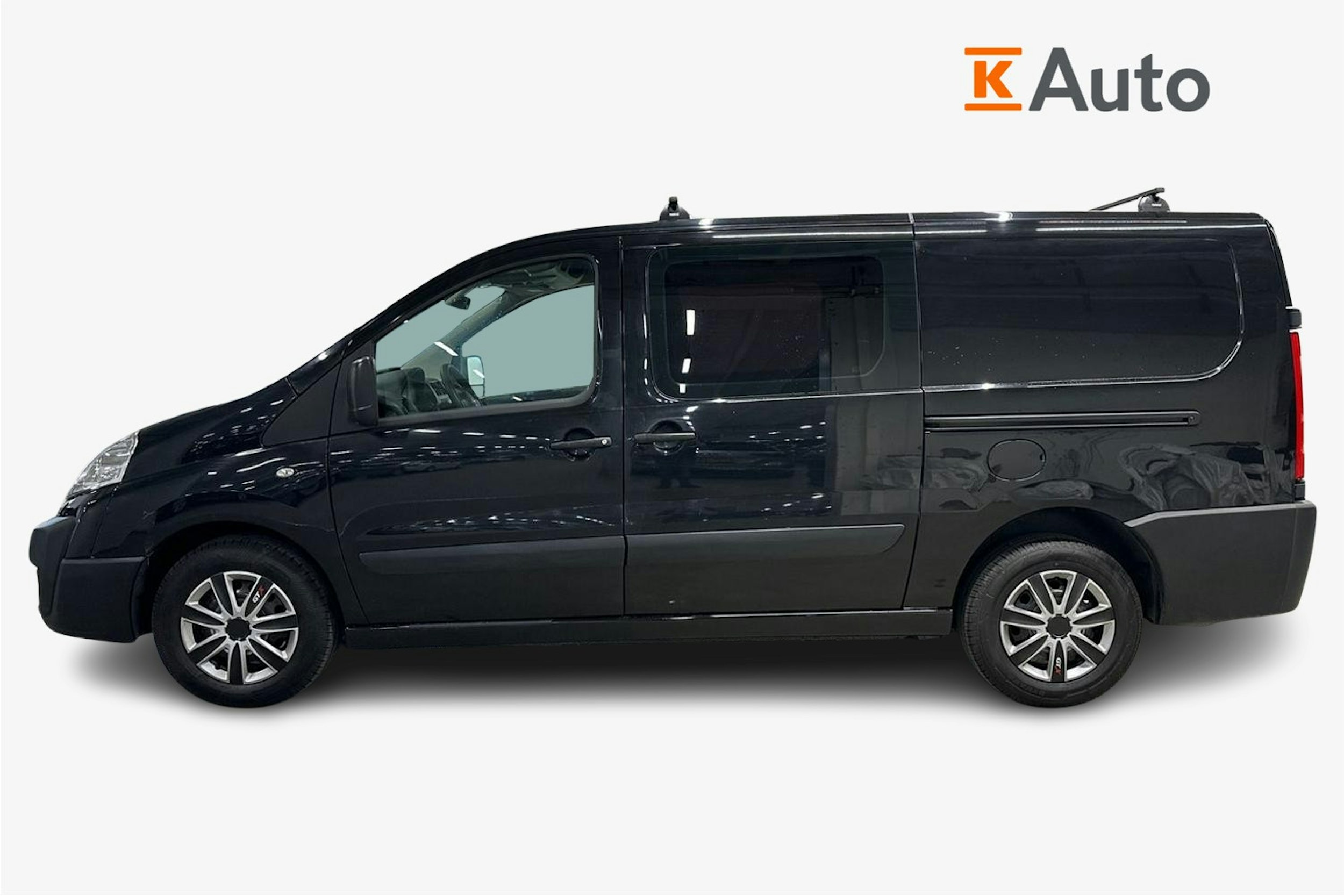 Musta Toyota Proace 2016 kuva 6.