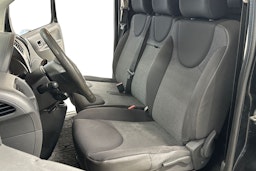 Musta Toyota Proace 2016 kuva 10.