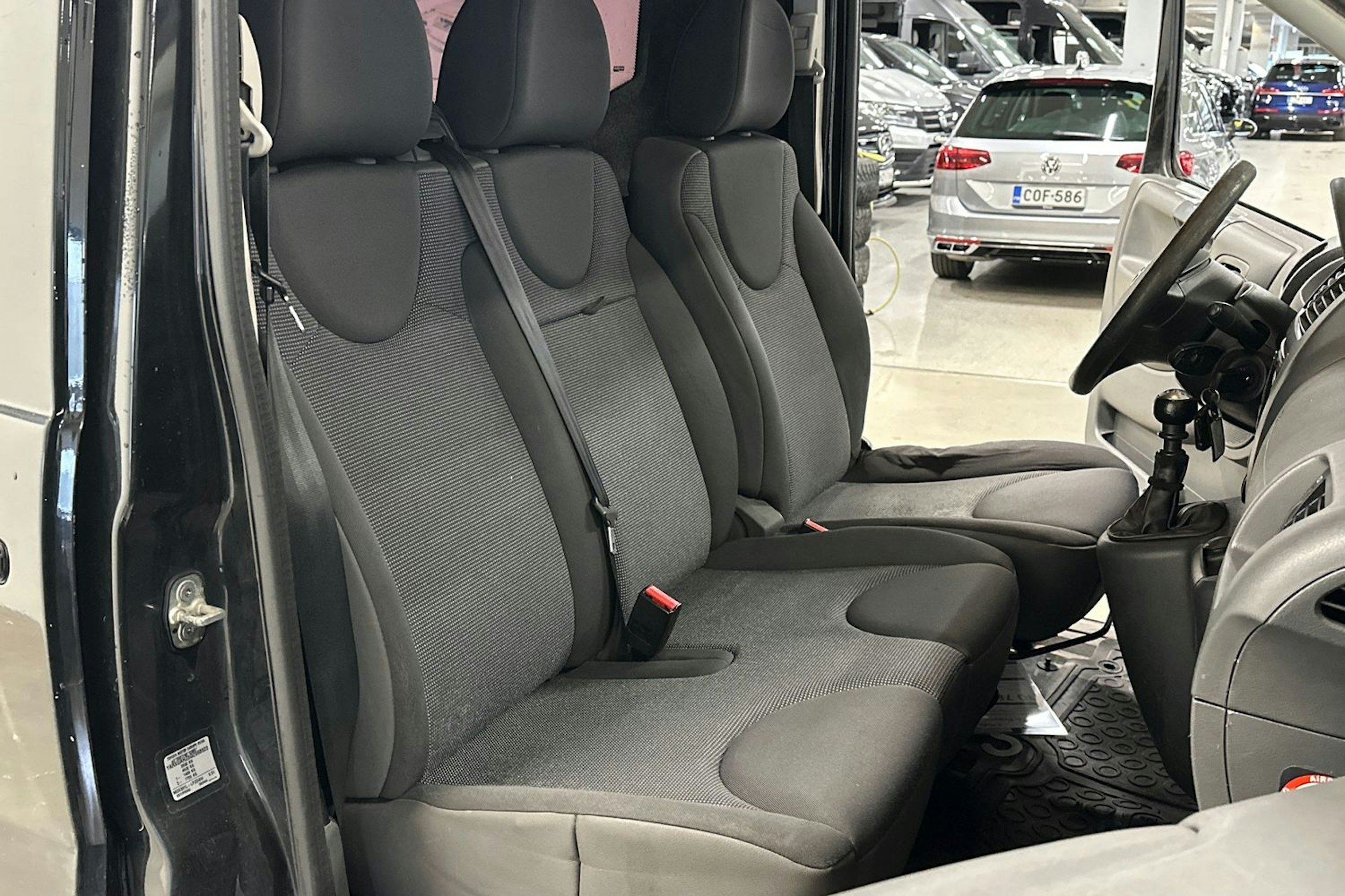 Musta Toyota Proace 2016 kuva 13.