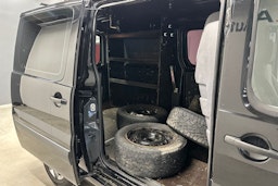 Musta Toyota Proace 2016 kuva 14.
