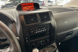 Musta Toyota Proace 2016 kuva 16.