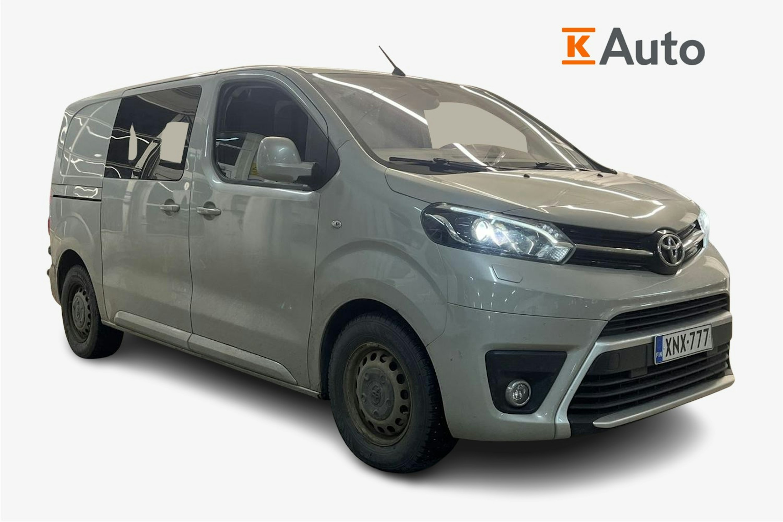 harmaa Toyota Proace 2016 kuva 1.