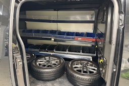 musta Toyota Proace 2017 kuva 13.