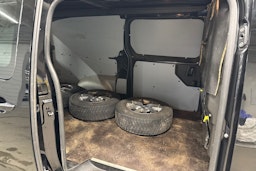 Musta Toyota Proace 2017 kuva 13.