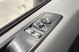 Musta Toyota Proace 2017 kuva 19.