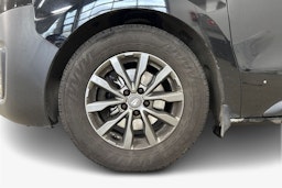 Musta Toyota Proace 2017 kuva 11.