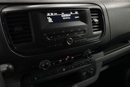 Musta Toyota Proace 2017 kuva 14.