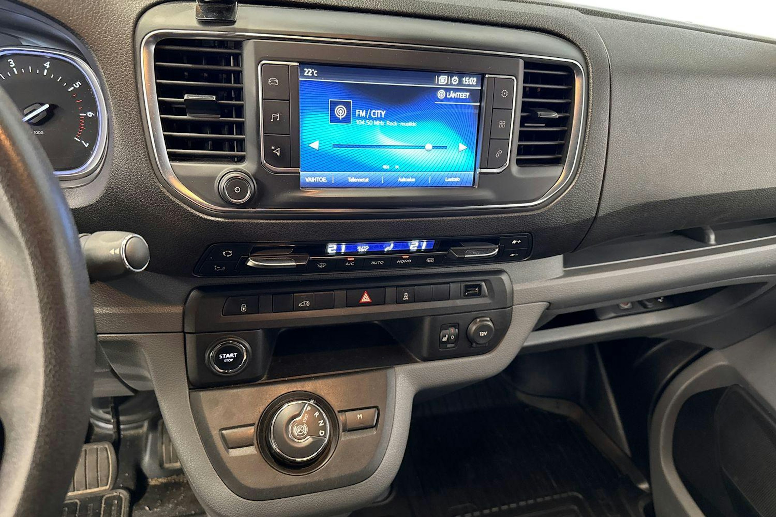 harmaa Toyota Proace 2017 kuva 9.