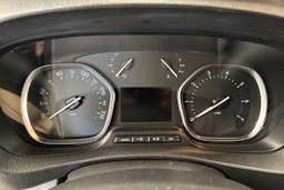 harmaa Toyota Proace 2017 kuva 16.