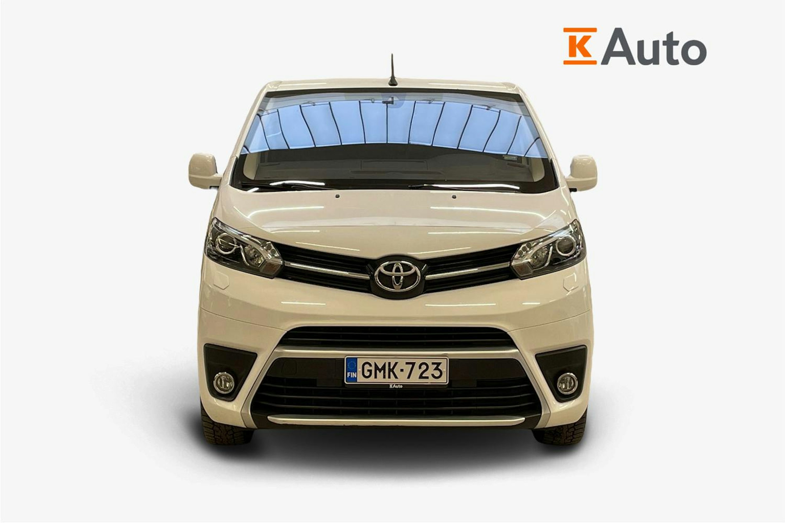 valkoinen Toyota Proace 2017 kuva 5.