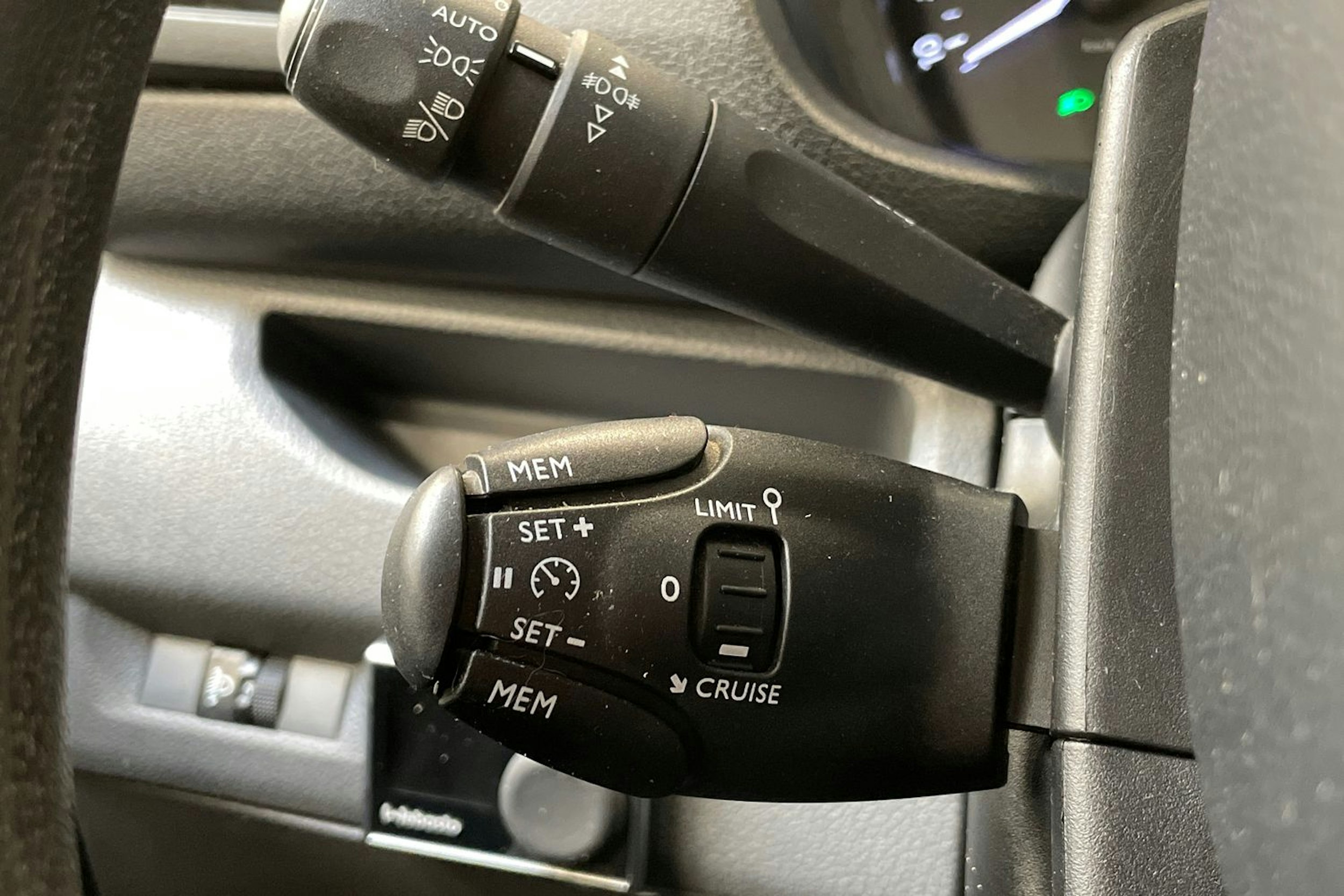 valkoinen Toyota Proace 2017 kuva 22.