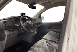 valkoinen Toyota Proace 2017 kuva 3.