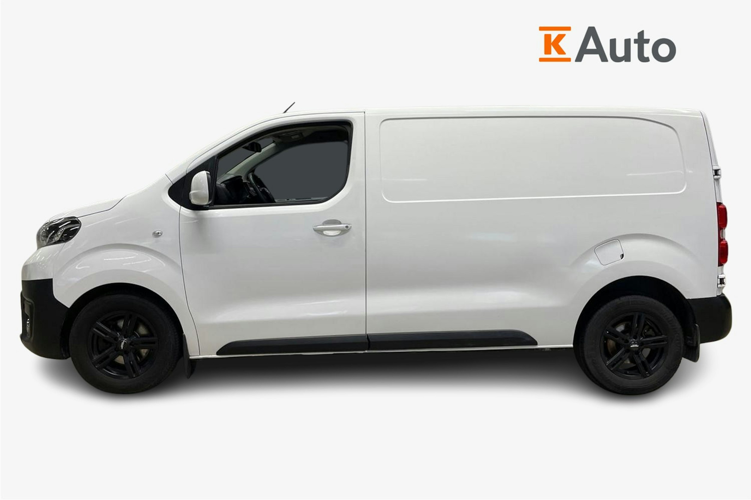 valkoinen Toyota Proace 2017 kuva 6.