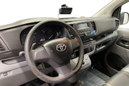 valkoinen Toyota Proace 2017 kuva 9.