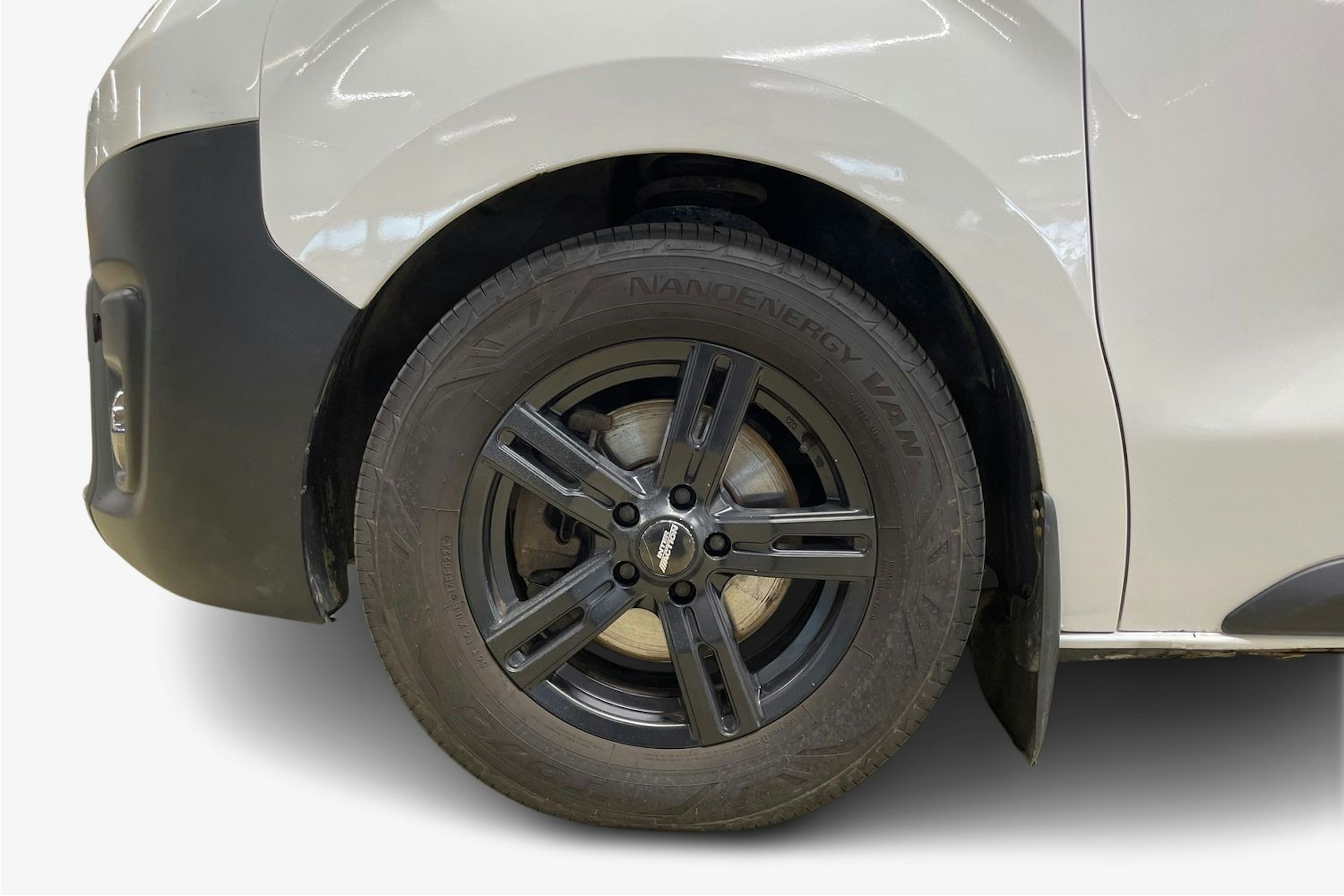 valkoinen Toyota Proace 2017 kuva 11.