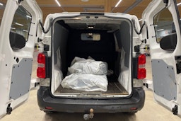 valkoinen Toyota Proace 2017 kuva 18.