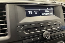 valkoinen Toyota Proace 2017 kuva 24.