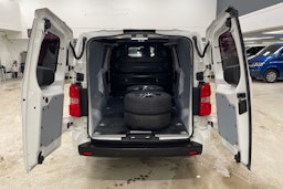 valkoinen Toyota Proace 2017 kuva 15.